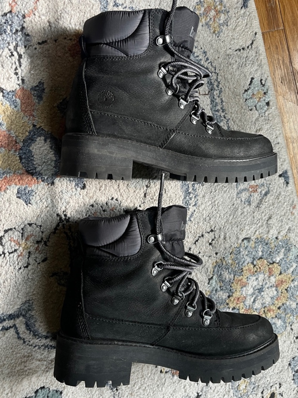 Timberland Women’s Black Lace-Up Chunky Lug Boots - Picture 10 of 14